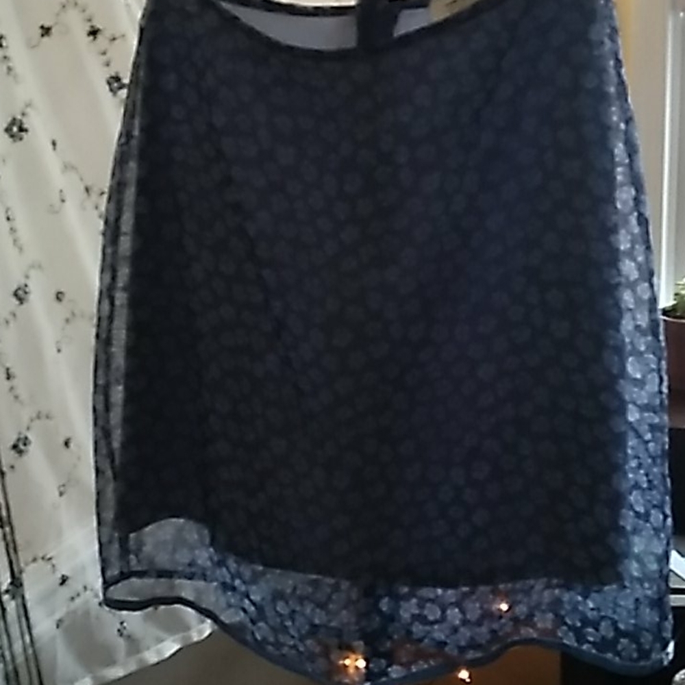 Skirt - Picture 2 of 4